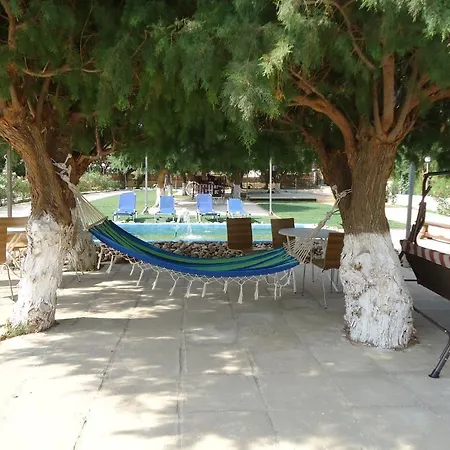 בית הארחה Ktima Edem קאמארי