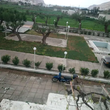 בית הארחה Ktima Edem