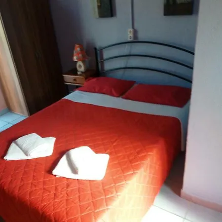 Ktima Edem בית הארחה *