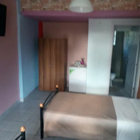 Ktima Edem Pensión *