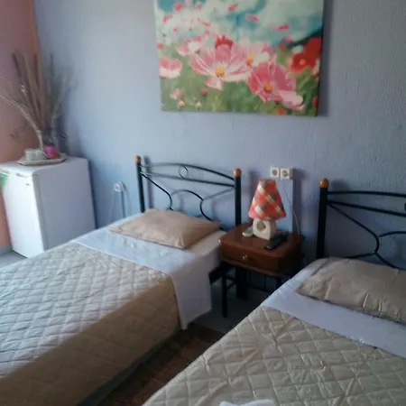 Ktima Edem Pensión *