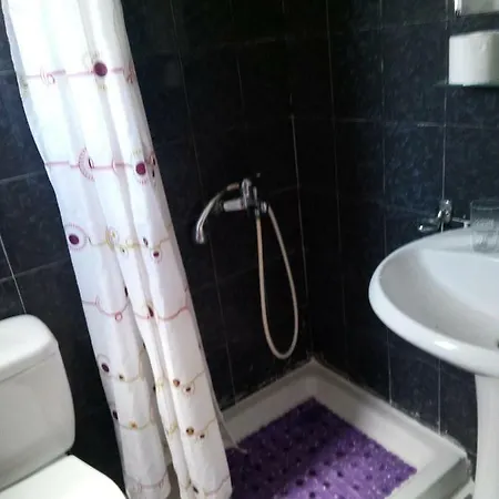 Pensión Ktima Edem *